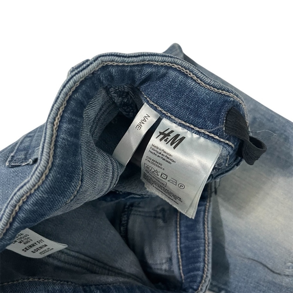 H&M Kids Blue Distressed Jeans with Pink Sequin Patches. - Picture 4 of 4